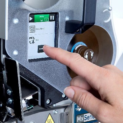 Etiquetado automático: Sistemas de respaldo que aseguran la producción continua